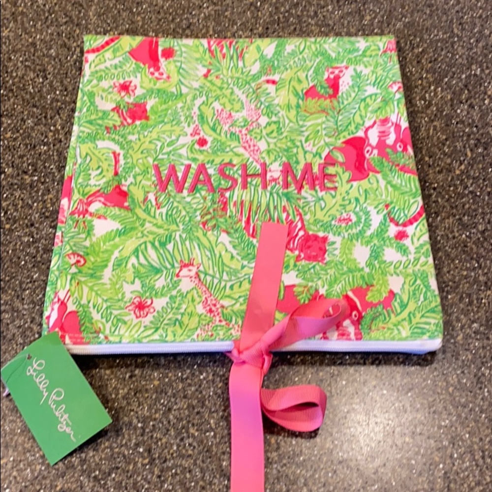 Lily Pulitzer clean/dirty intimates bag